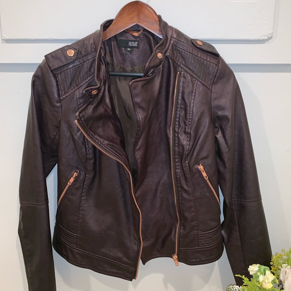 UNWORN brown leather jacket